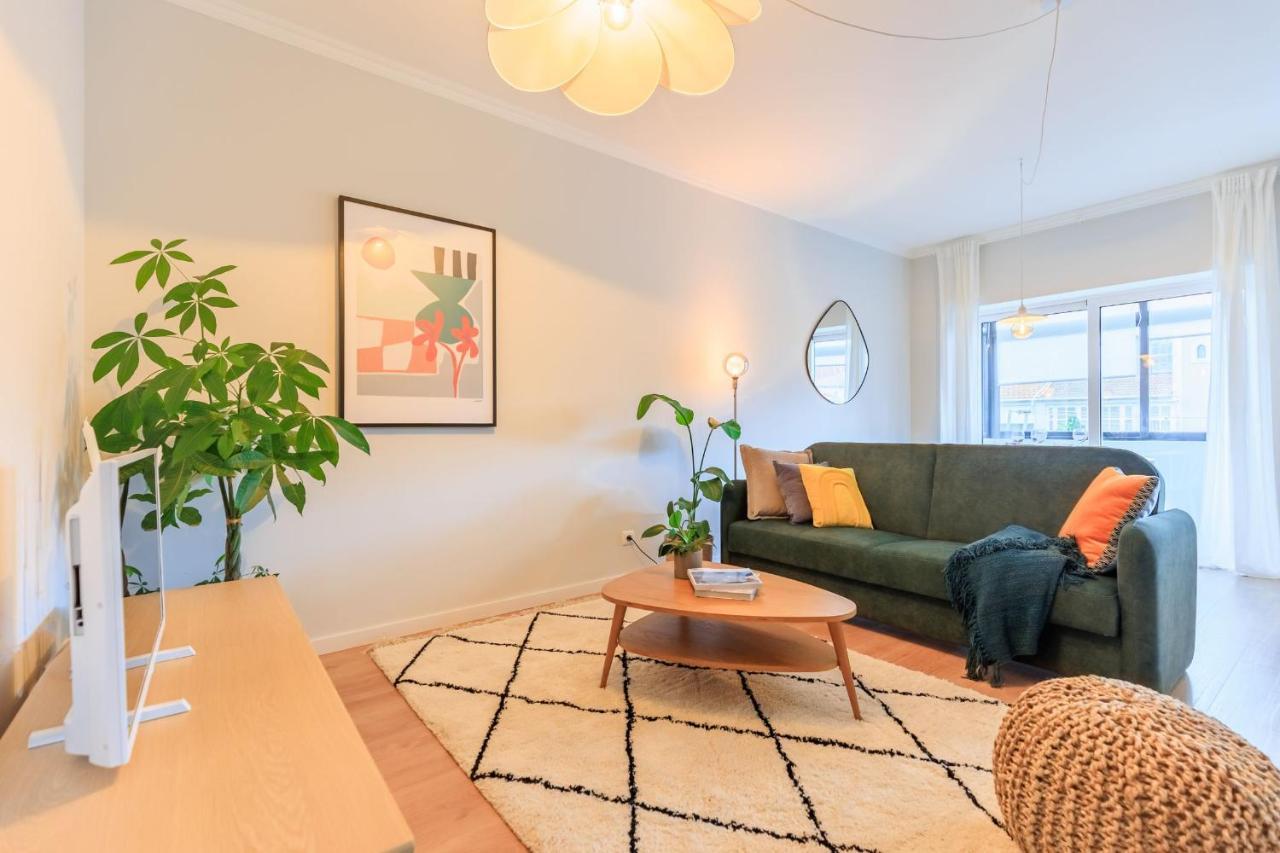 Enjoy Bonfim Central 2Br Renovated Apartment By Lovelystay OOporto Esterno foto